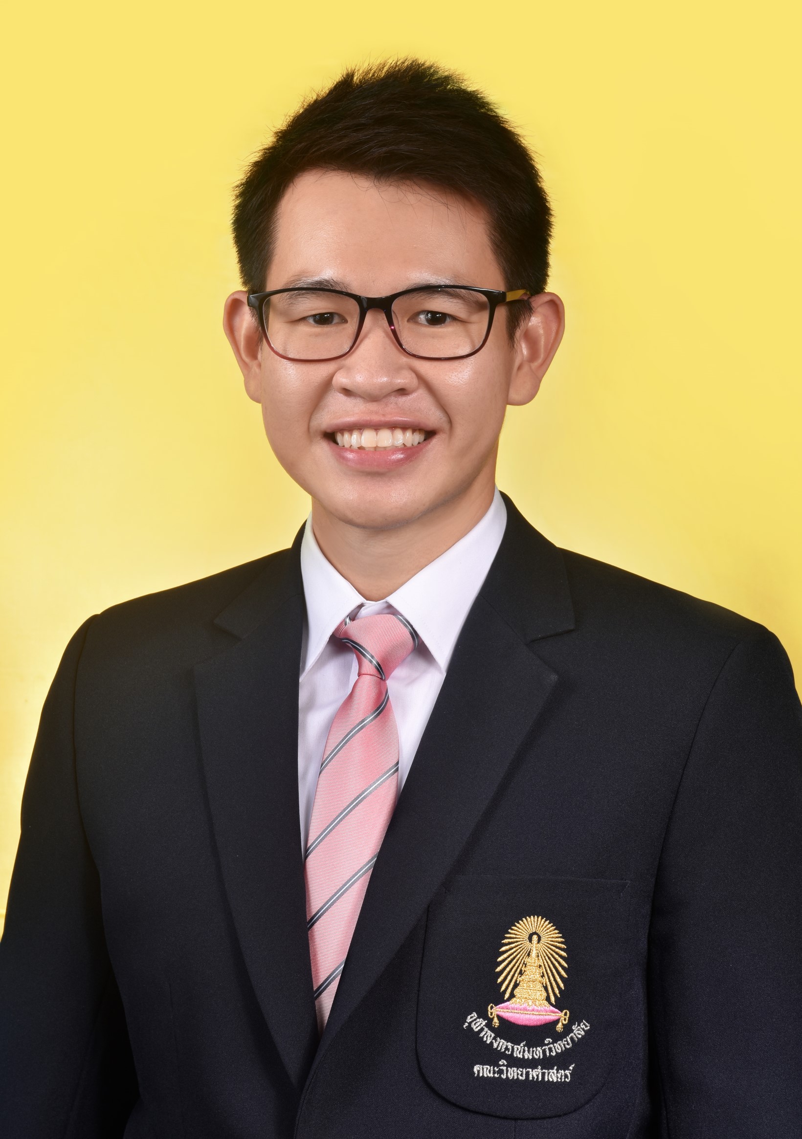 Dr. Nuttapon Pombubpa